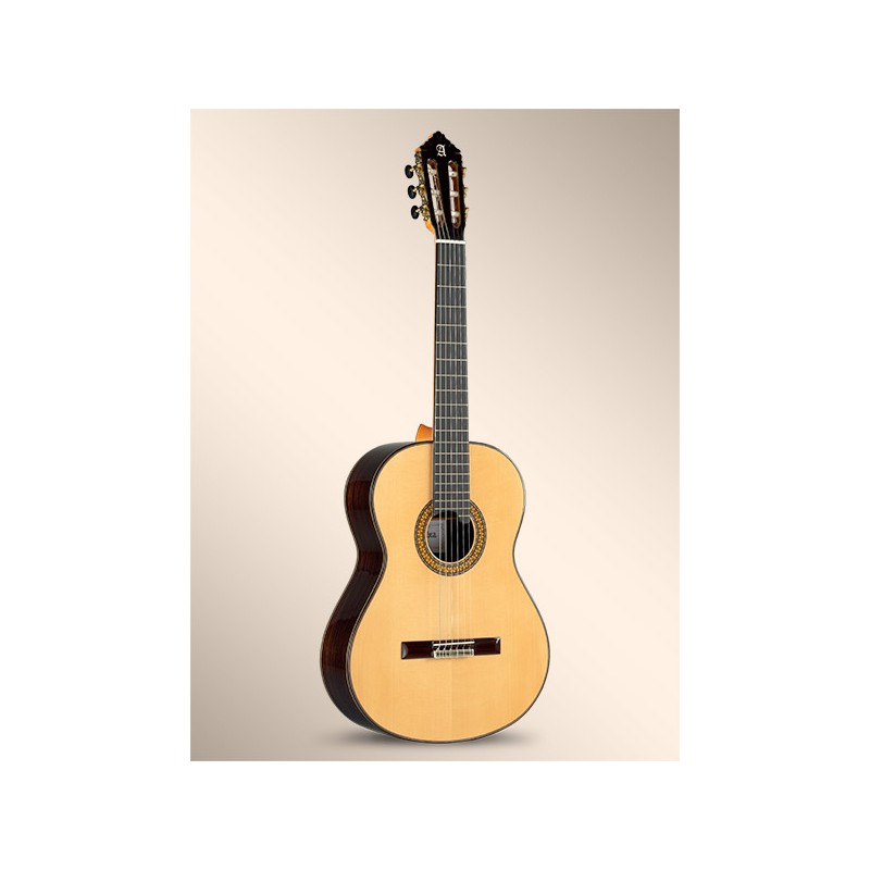 GUITARE ALHAMBRA 11P CEDRE AVEC ETUI