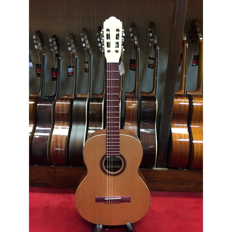 GUITARE KREMONA