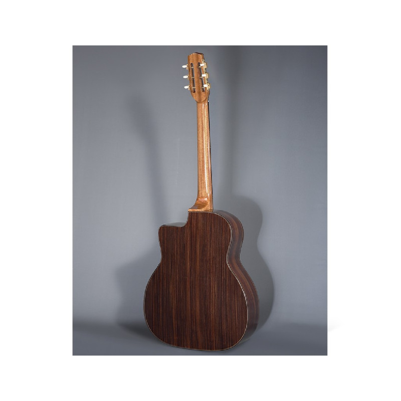 GUITARE ALTAMIRA MANOUCHE PETITE BOUCHE M01 RN EN ETUI AT038