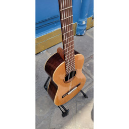 GUITARE CLASSIQUE ALTAMIRA 1/2 RN ALTO VERNIS BRILLANT N100 AT019