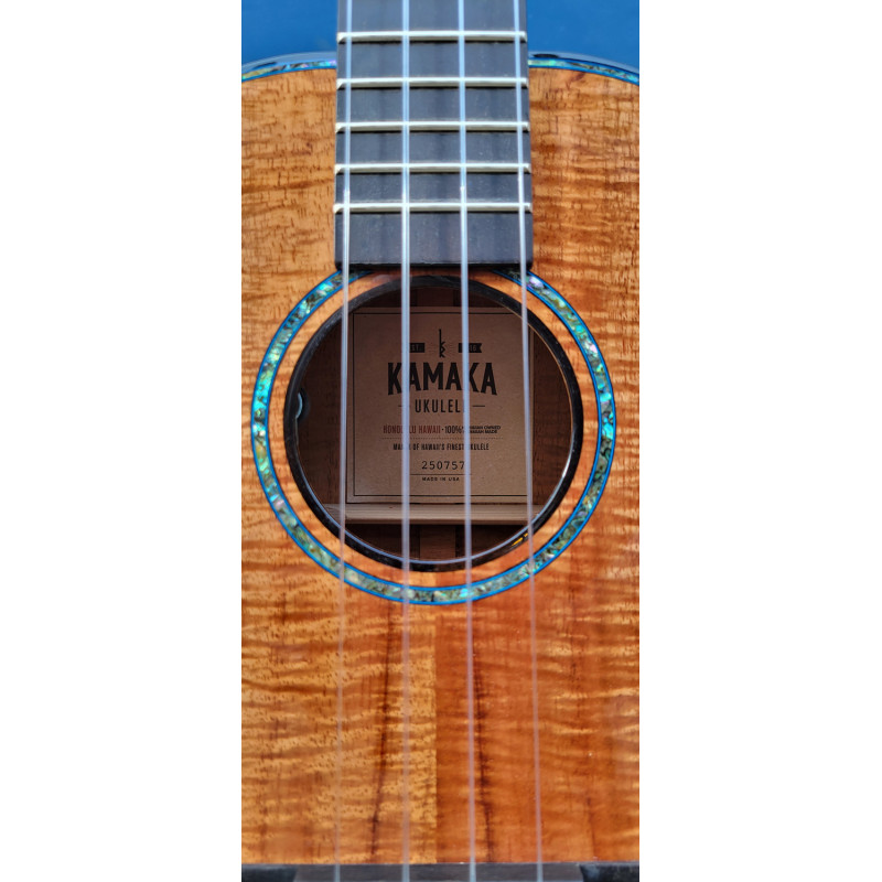 UKULELE KAMAKA TENOR SIGNATURE JAKE SHIMABUKURO ELECTRO BLUE