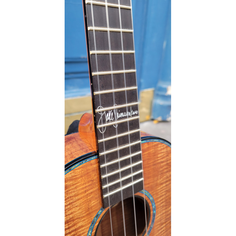 UKULELE KAMAKA TENOR SIGNATURE JAKE SHIMABUKURO ELECTRO BLUE