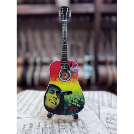 MINIATURE GUITARE BOM MARLEY ACOUSTIQUE 27CM