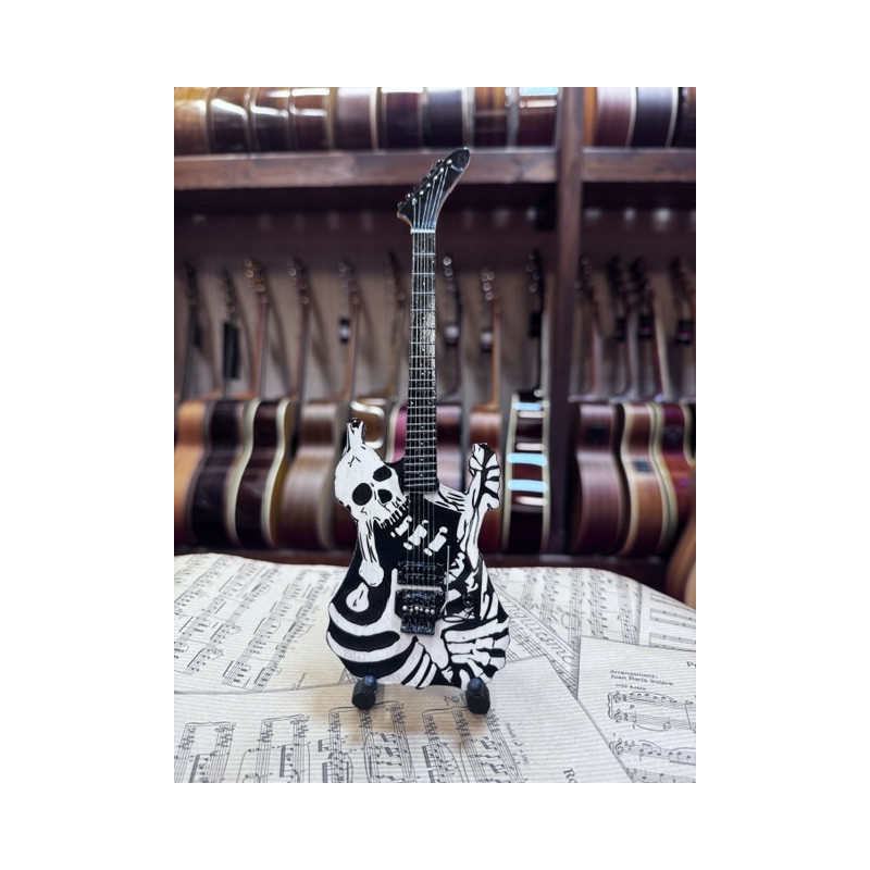MINIATURE GUITARE GEORGE LYNCH 27CM