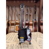 MINIATURE GUITARE KISS BLOODY AXE BASSE 27CM