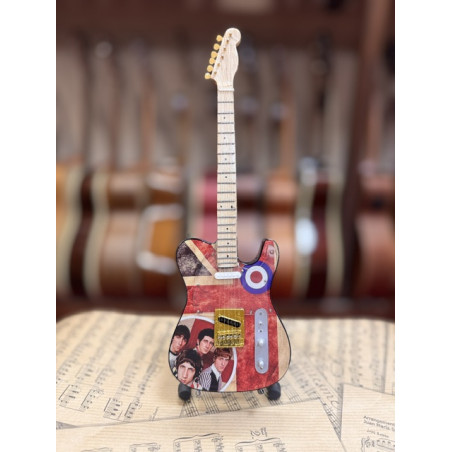 MINIATURE GUITARE THE WHO 27CM