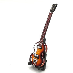 MINIATURE BABY GUITAR PAUL McCARTNEY 15CM