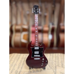 MINIATURE GUITARE SG AC/DC  27CM