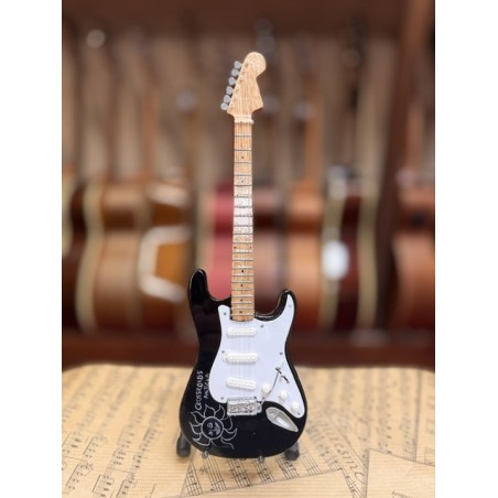 MINIATURE GUITARE FENDER ERIC CLAPTON 27CM