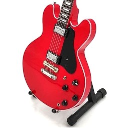 MINIATURE GUITARE CHUCK BERRY 27CM