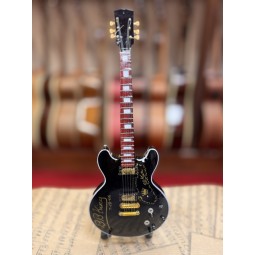 MINIATURE GUITARE BB KING 27CM
